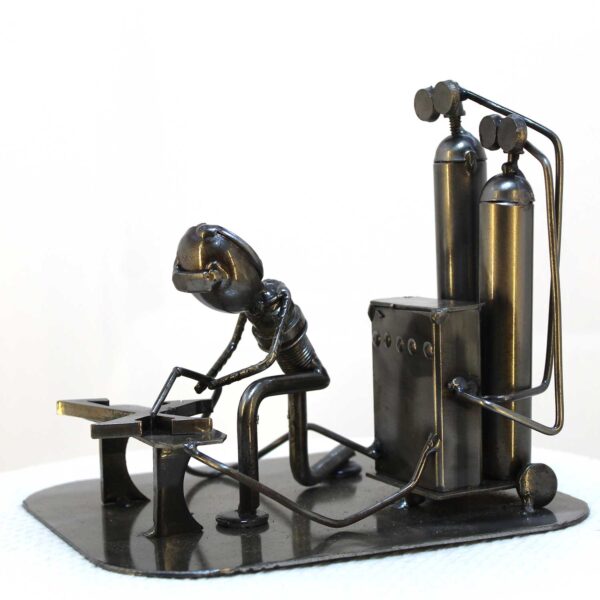 Steampunk welder - Image 3