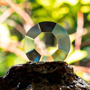 Beveled gem MDL6