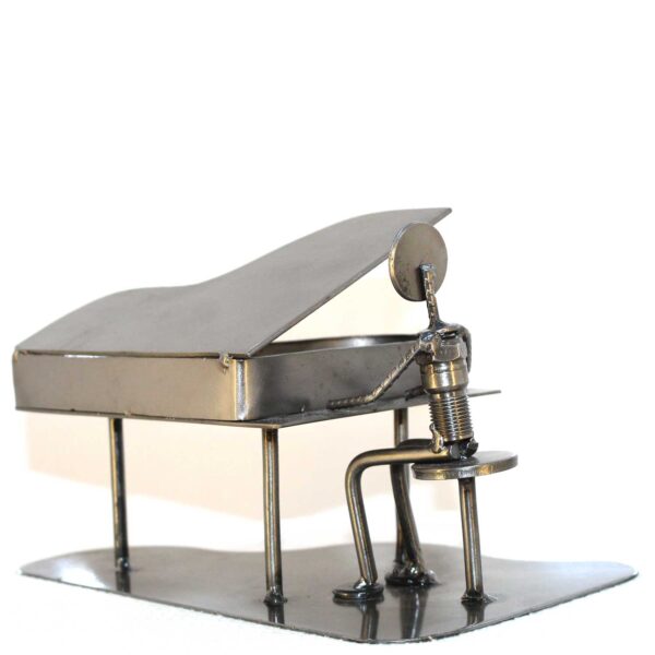 Steampunk Pianist - Image 2
