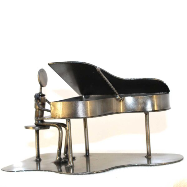 Steampunk Pianist - Image 3