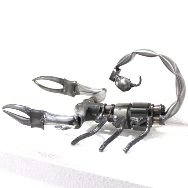 Scorpion 4.50" x 8" inches MDL7