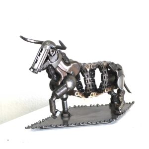 B. Bull 11"L x 7.50" H